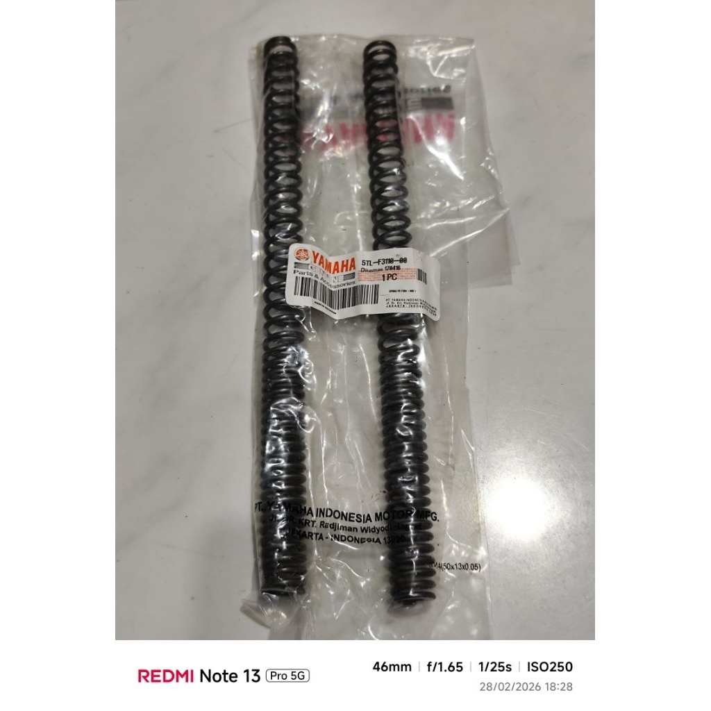 Per shock depan set Mio / Mio sporty lama / Mio soul lama / Fino lama ORI