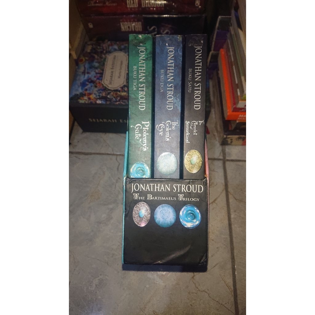 Jonathan Stroud - The Bartimaeus Trilogy