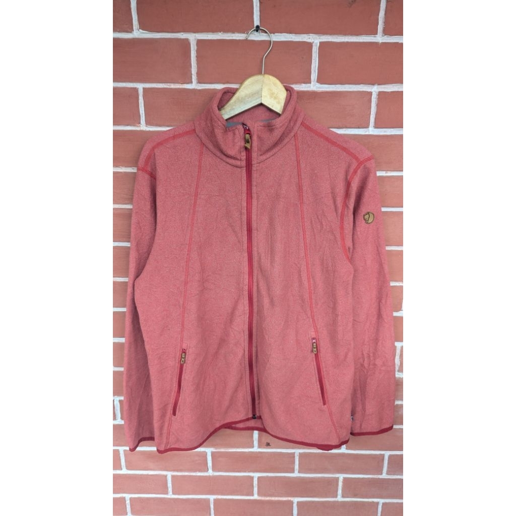 jaket fjallraven pink