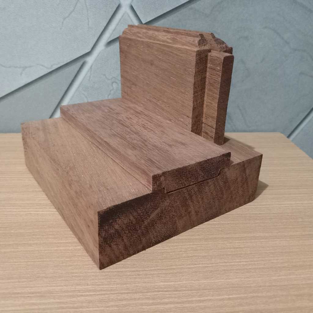 Confident Frame - Sampel Kusen Knock Down 10 cm Kayu Merbau