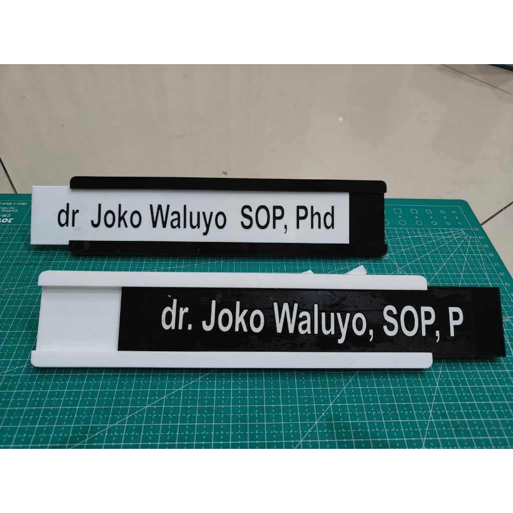 AKRILIK DOORSIGN / NAMA PINTU GESER / PAPAN NAMA RUANGAN SLIDING