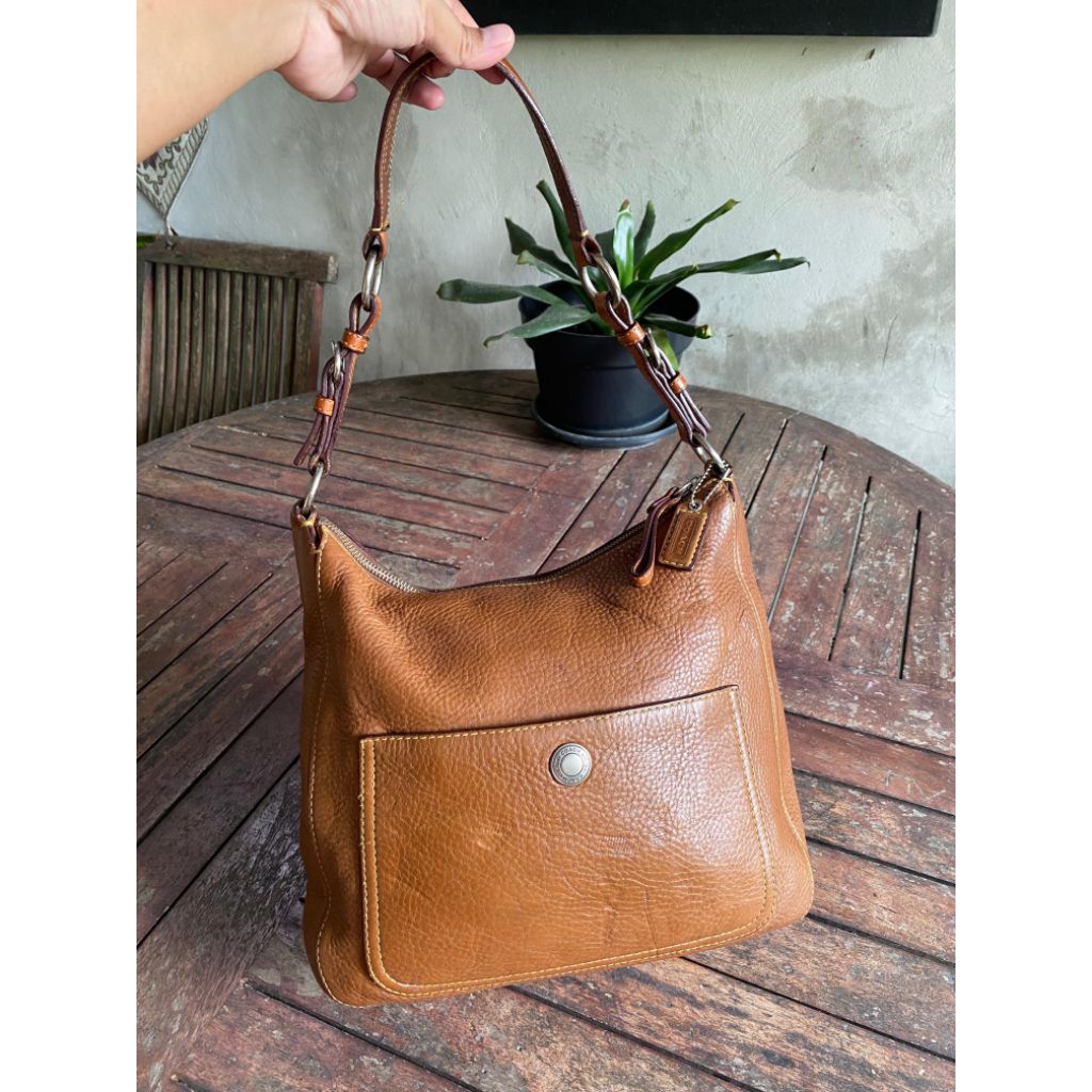 Coach Chelsea Pebble leather Hobo Bag in Brown