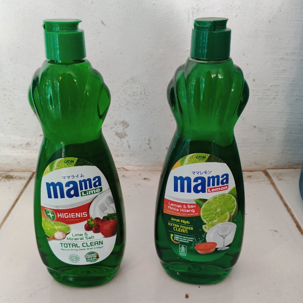 Mama Lemon botol 750ml