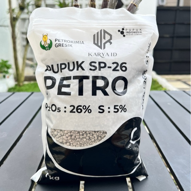Pupuk SP-26 Petro | Petrokimia Gresik | Tinggi Fosfor | Merangsang Pertumbuhan Akar | Kemasan 1 Kg