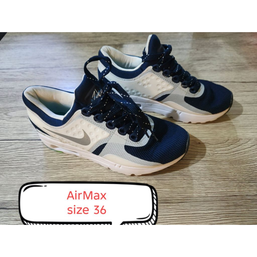Sepatu baru EX display