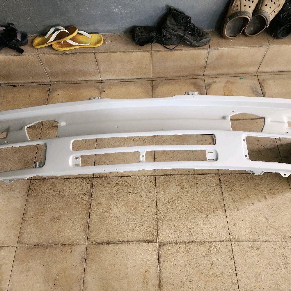 valance bumper Depan BMW e30