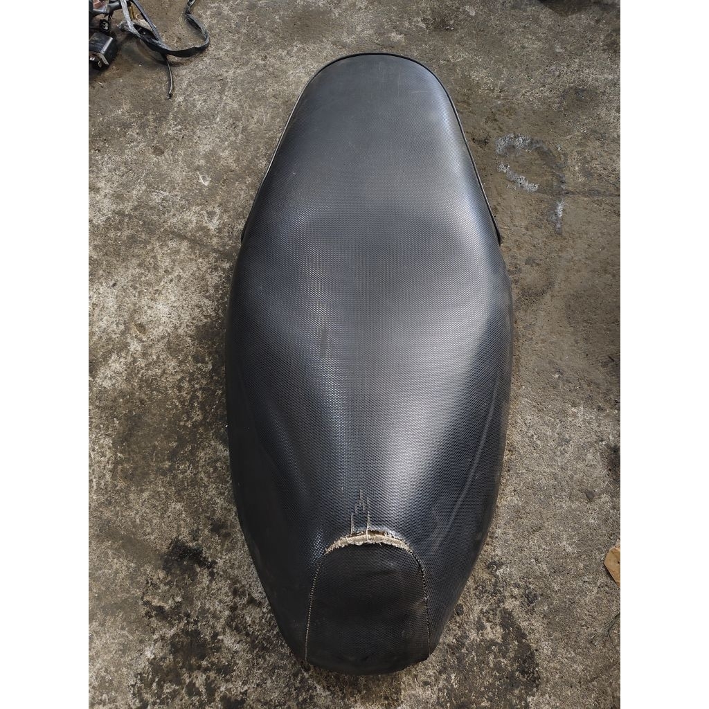 Jok motor honda vario 125/150 LED lama ori lepasan bahan ganti kulit