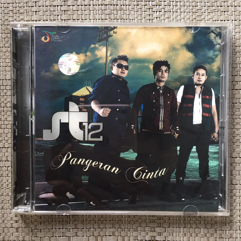CD ST12 - Pangeran Cinta