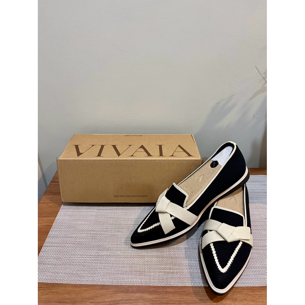 VIVAIA water repellent black shoes