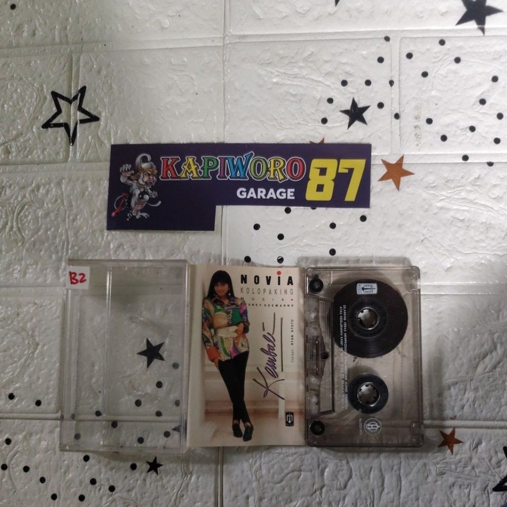 KASET PITA,,,,NOVIA KOLOPAKING • KEMBALI