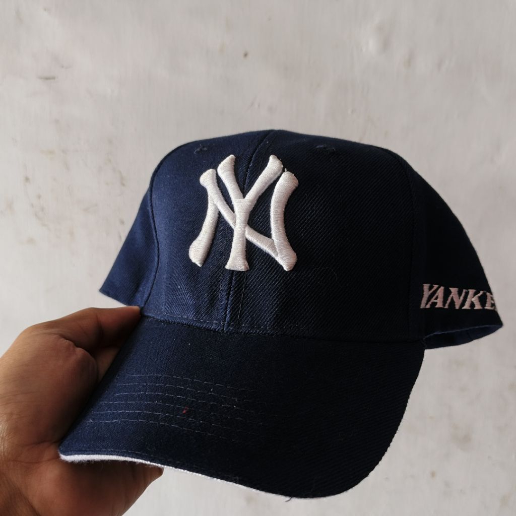 topi yankees
