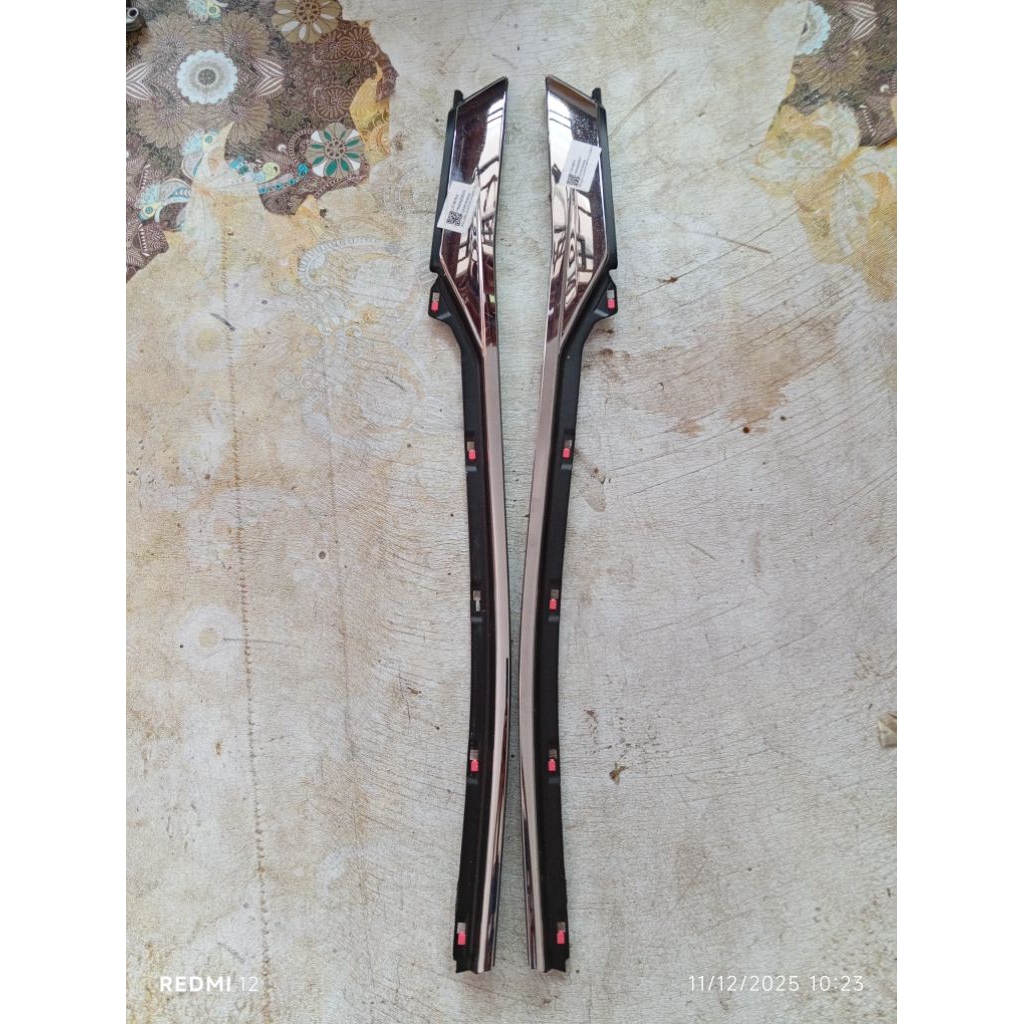 Lis List Kaca Samping Avanza Xenia Veloz 2022 Original