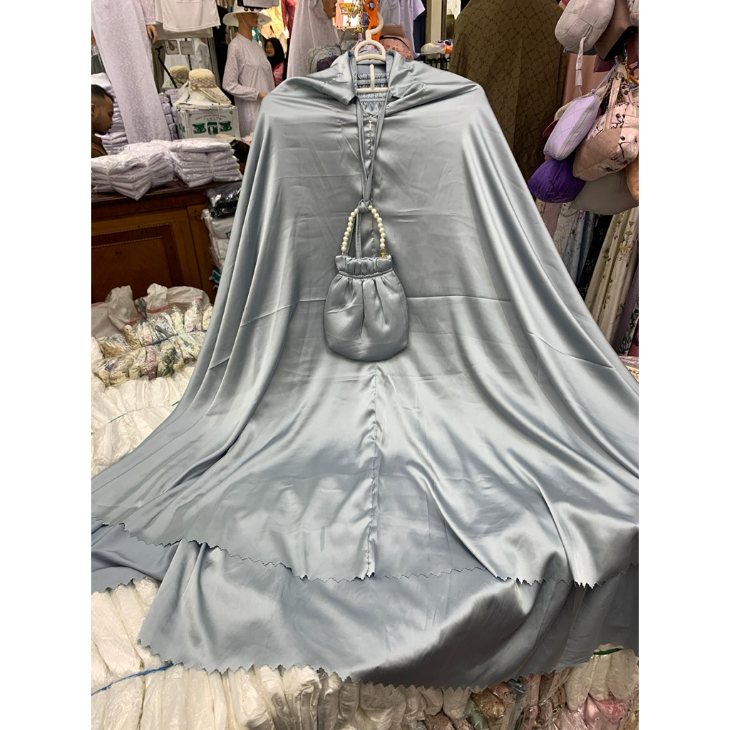 Mukena satin motif