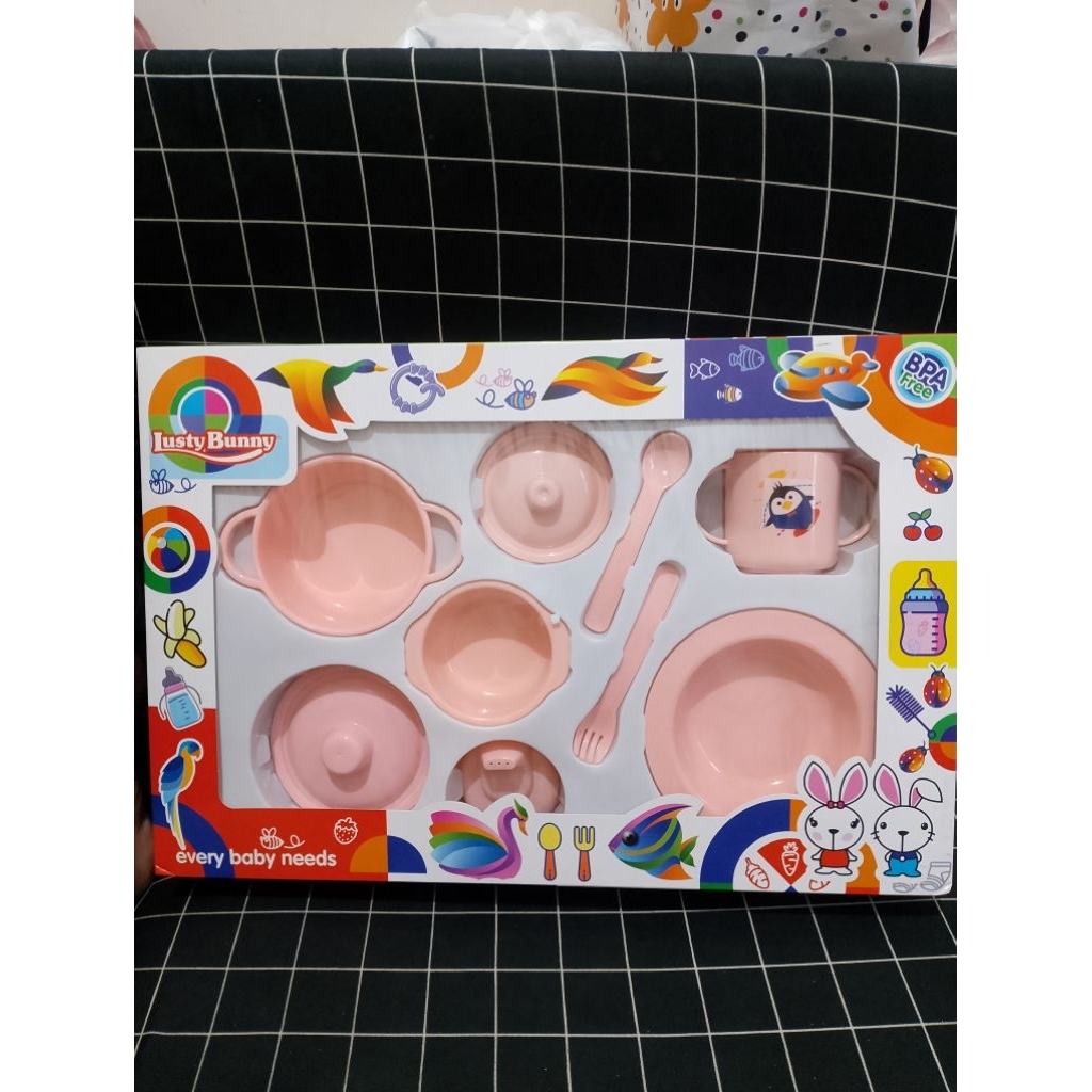 Set Makan LustyBunny