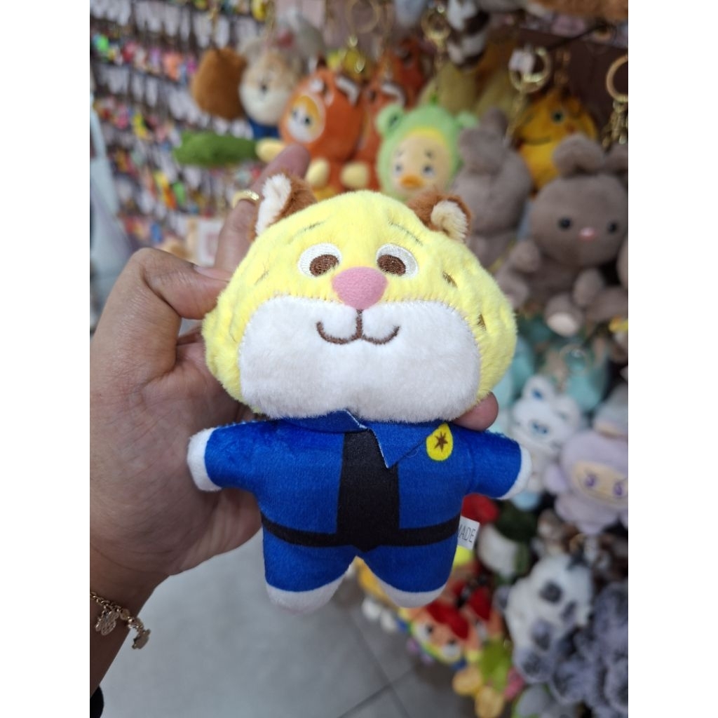 GANTUNGAN KUNCI ZOOTOPIA CLAWHAUSER