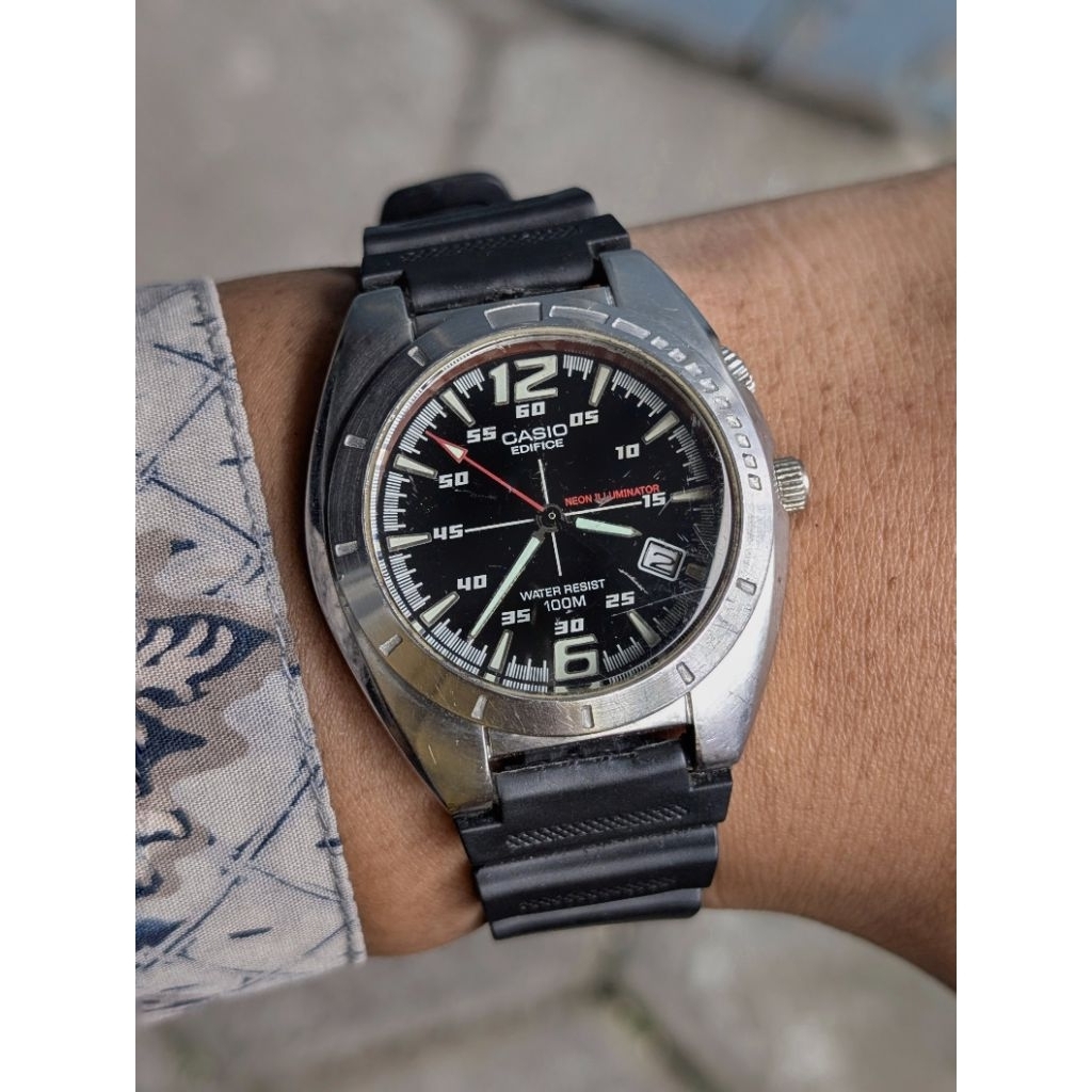 2008 Casio Edifice EF-123 Neon illuminator