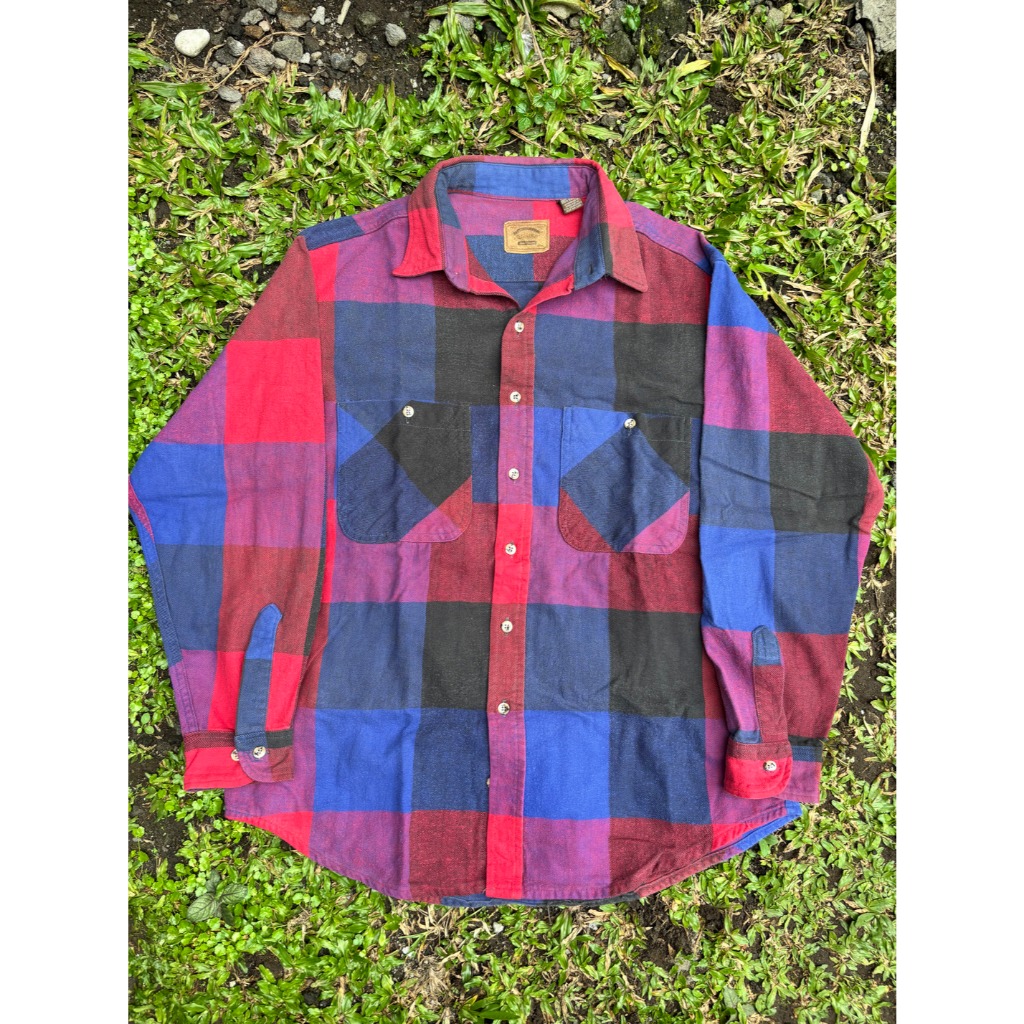 1990's St John's Bay by JC Penney Flannel Shirt - Made in USA Components