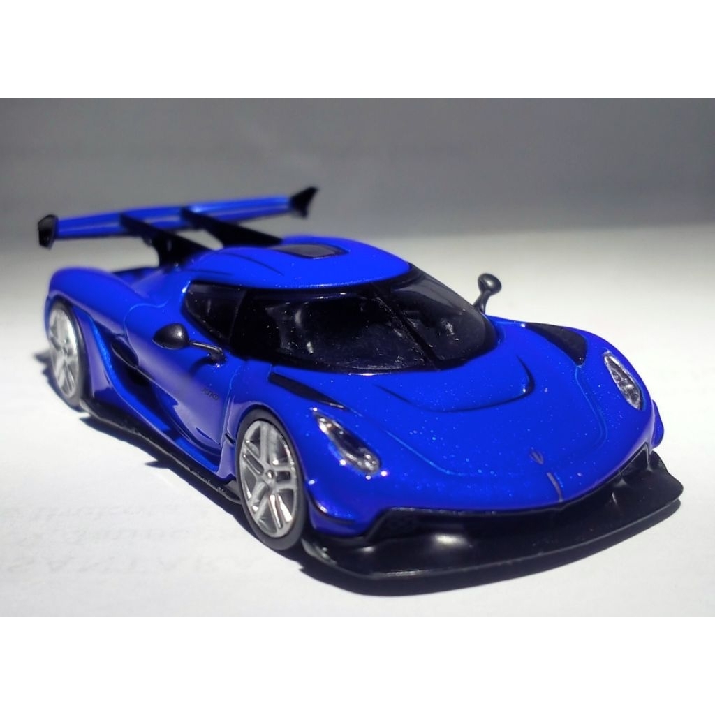 tarmac Koenigsegg jesko attack blue