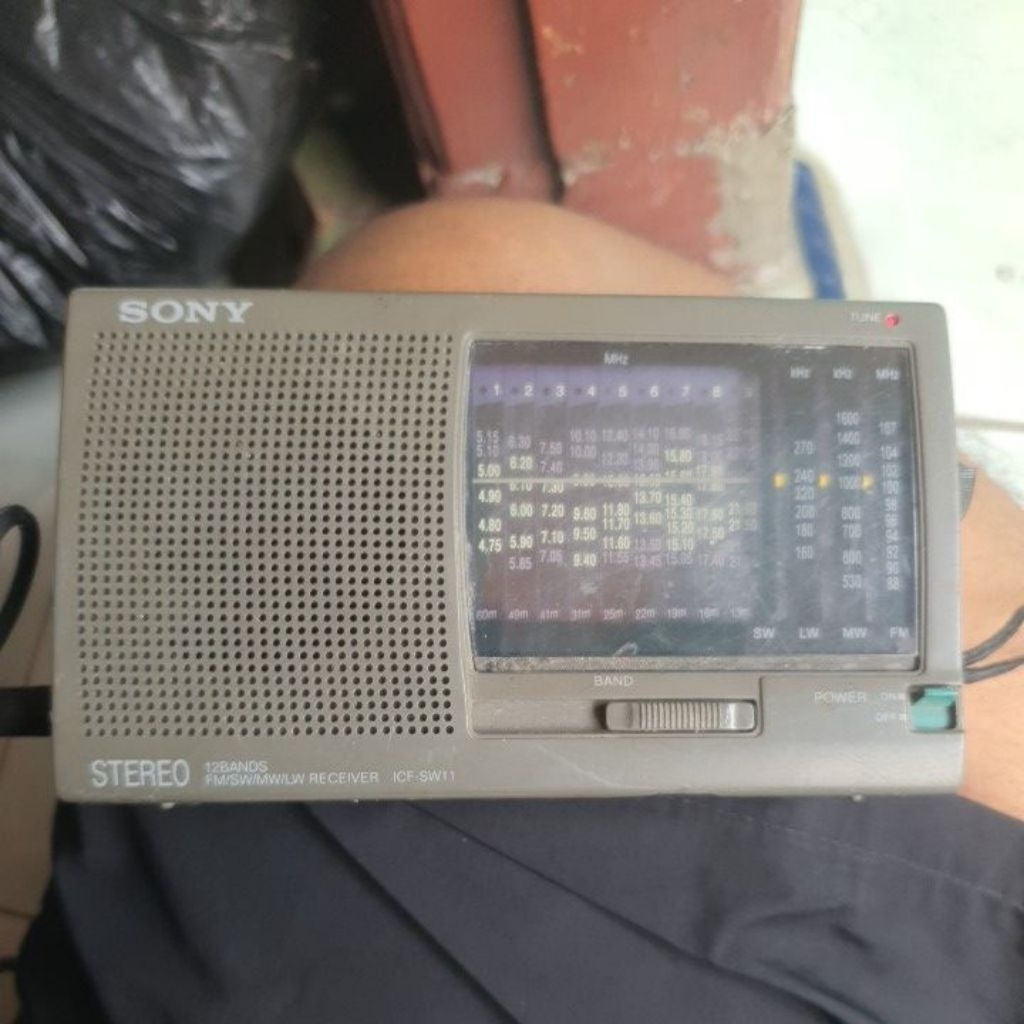 RADIO SONY ICF-SW11 BAHAN PART HIDUP