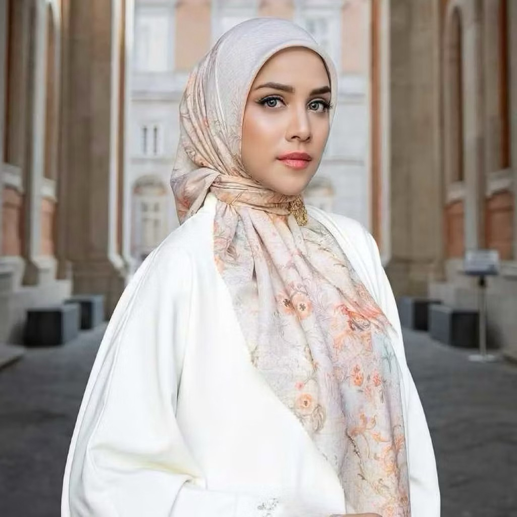 [PRELOVED] Buttonscarves Royale Grandeur Voile Square Alabaster