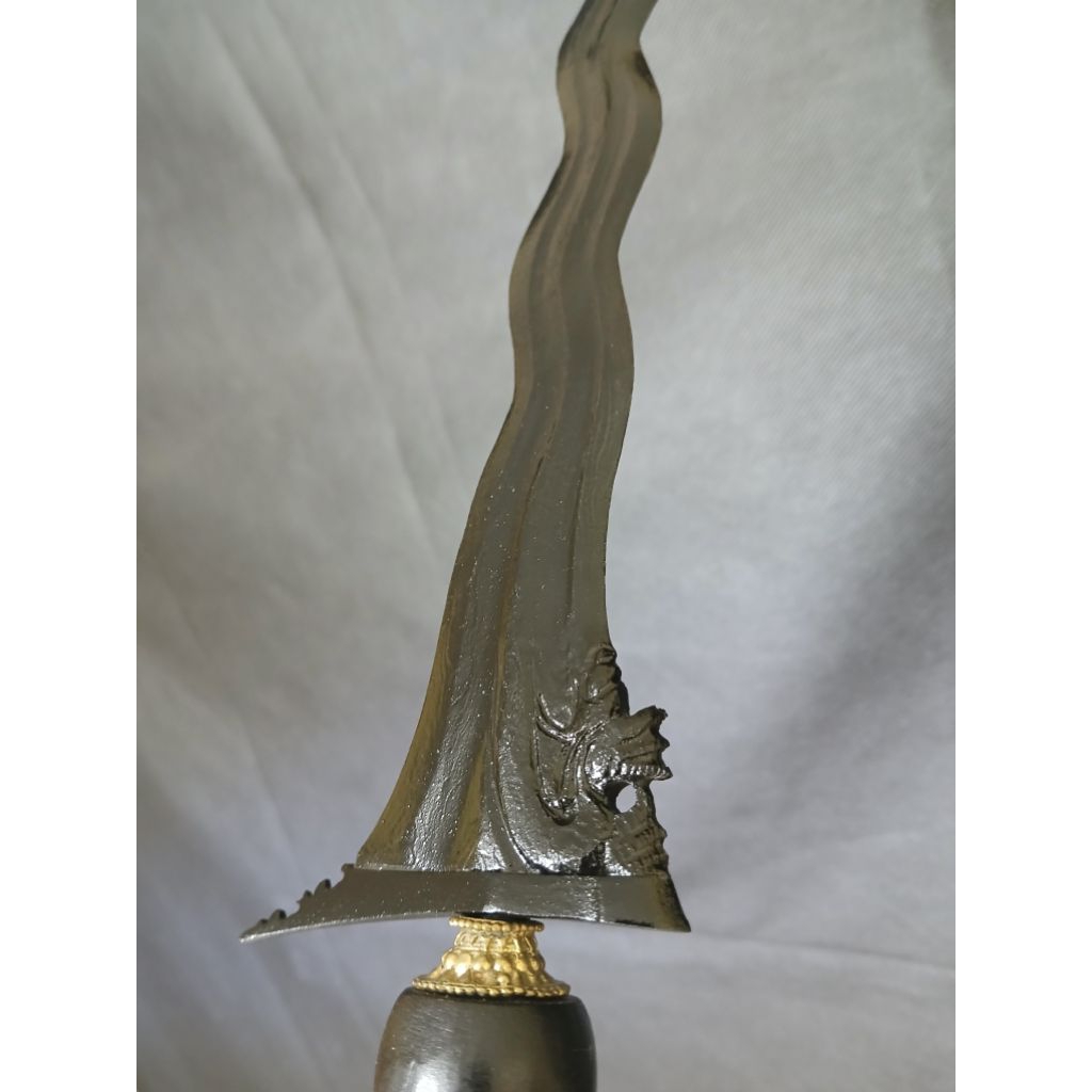 keris pusaka nogo primitif  wingit dan murah