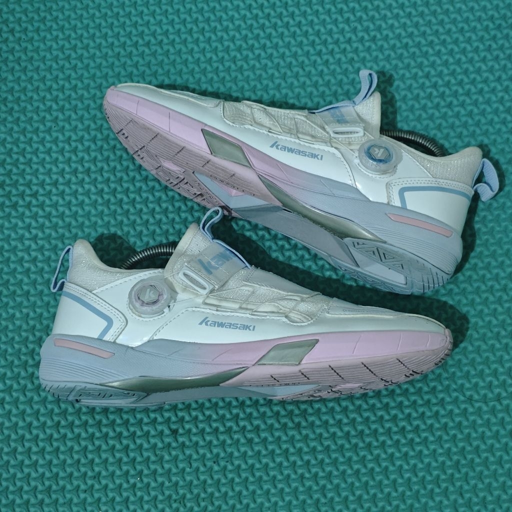 sepatu badminton Kawasaki BOA K1B11 second original size 43