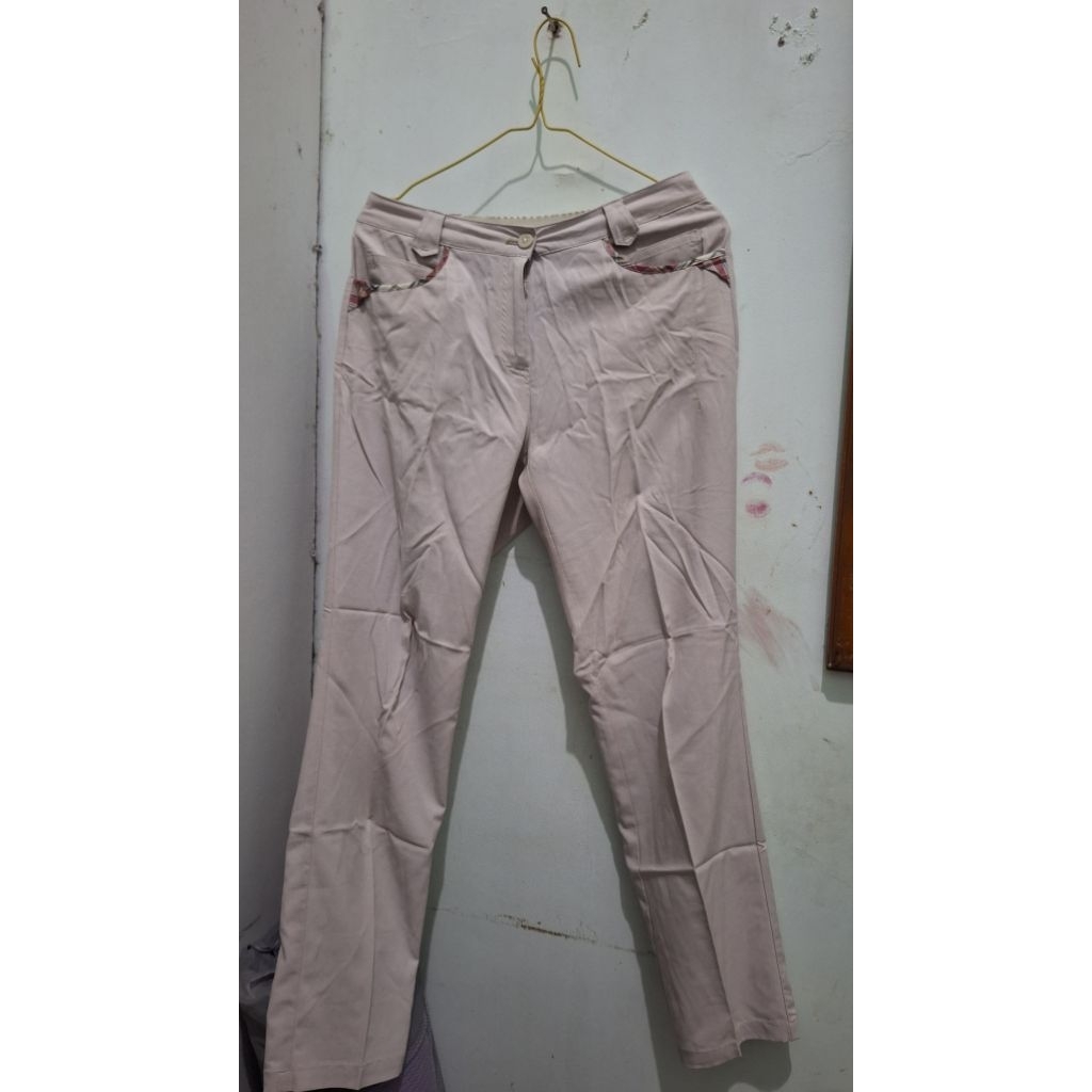 PRELOVED celana panjang wanita khaki