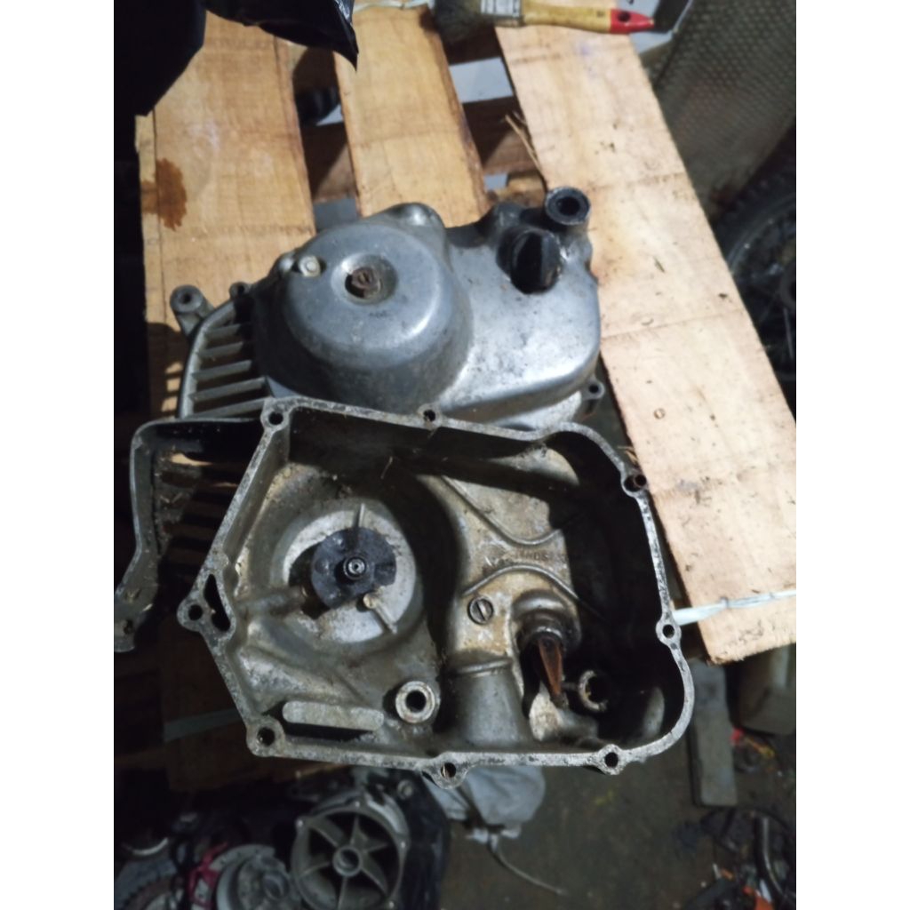 blok kopling bak kopling blok kanan Honda C70 supercub800 original copotan