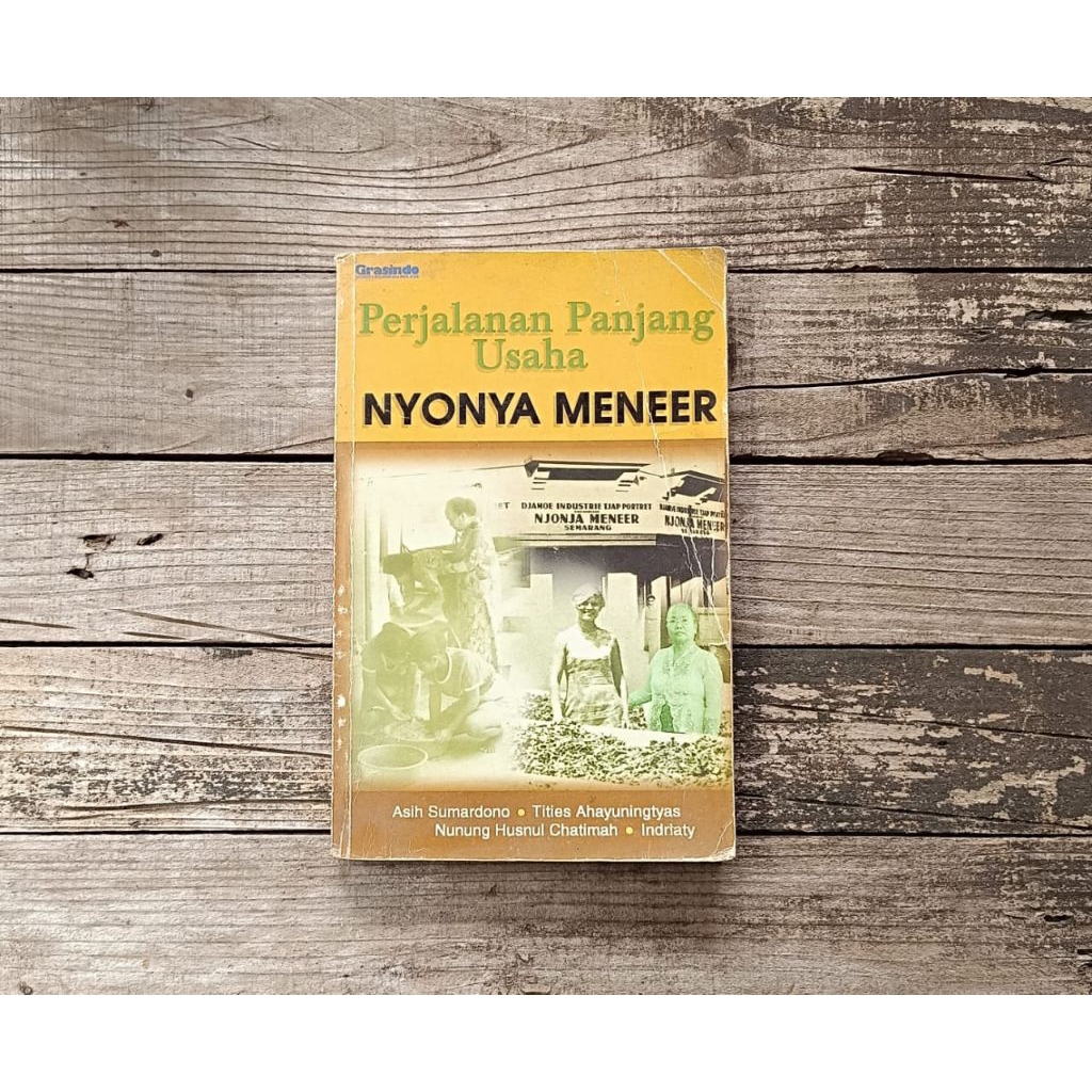 Buku Kisah Nyonya Meneer