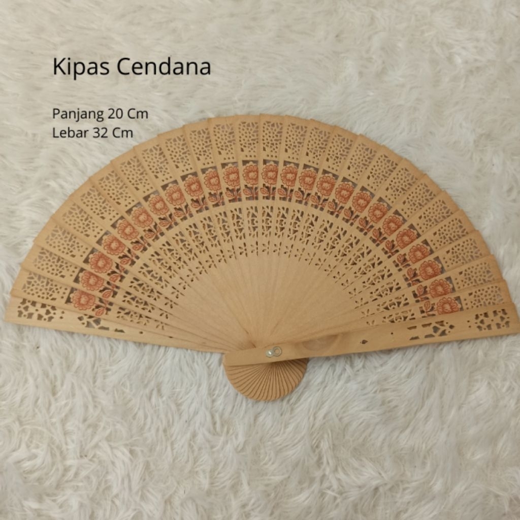 kipas kayu cendana
