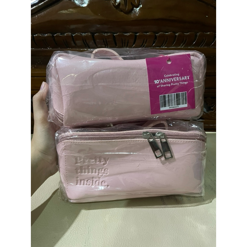 ORI NEW SOCIOLLA PRETTY THINGS INSIDE POUCH SPECIAL 11th ANNIVERSARRY