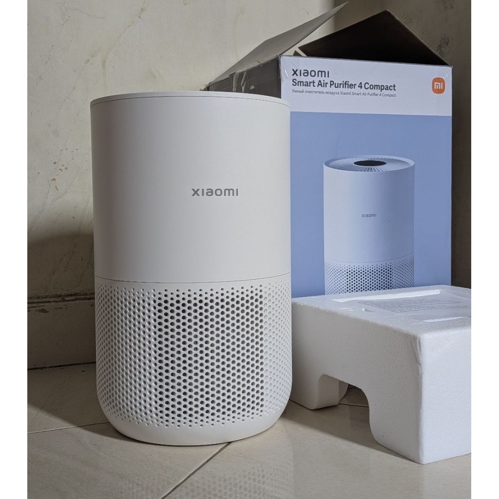 Xiaomi Air Purifier 4 Compact preloved like new