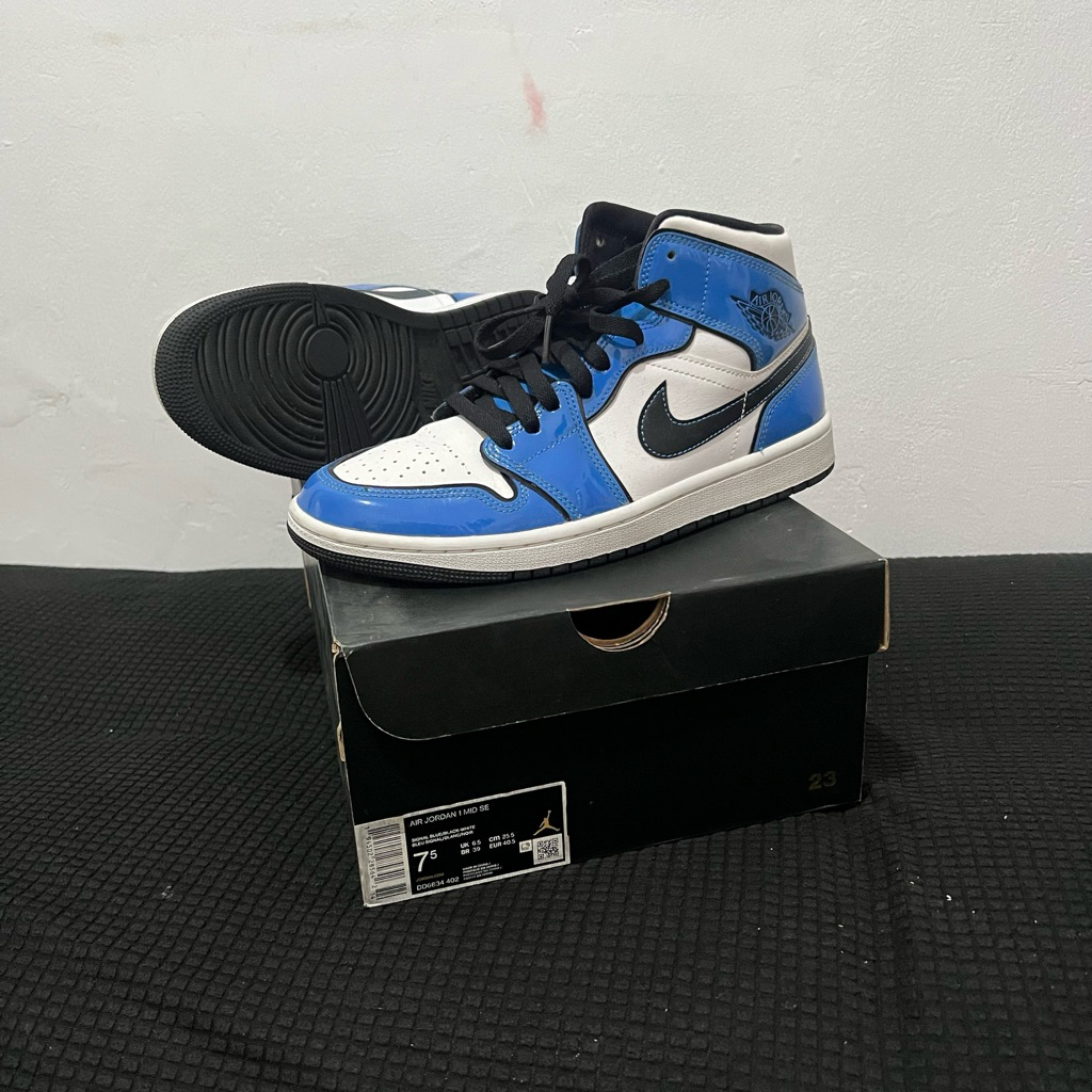 Air Jordan 1 Mid SE original unisex