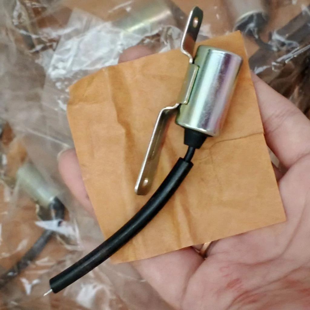 (6PT) KONDENSOR E GL100 KEMASAN GL 100 GL125 GL 125 dan seri Honda klasik sejenis condensor alat str