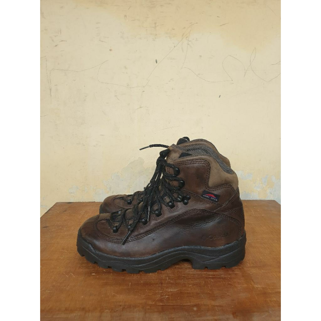 Sepatu Boots Outdoor Columbia Omnitech Leather Brown Hiking Trekking Size 38/39