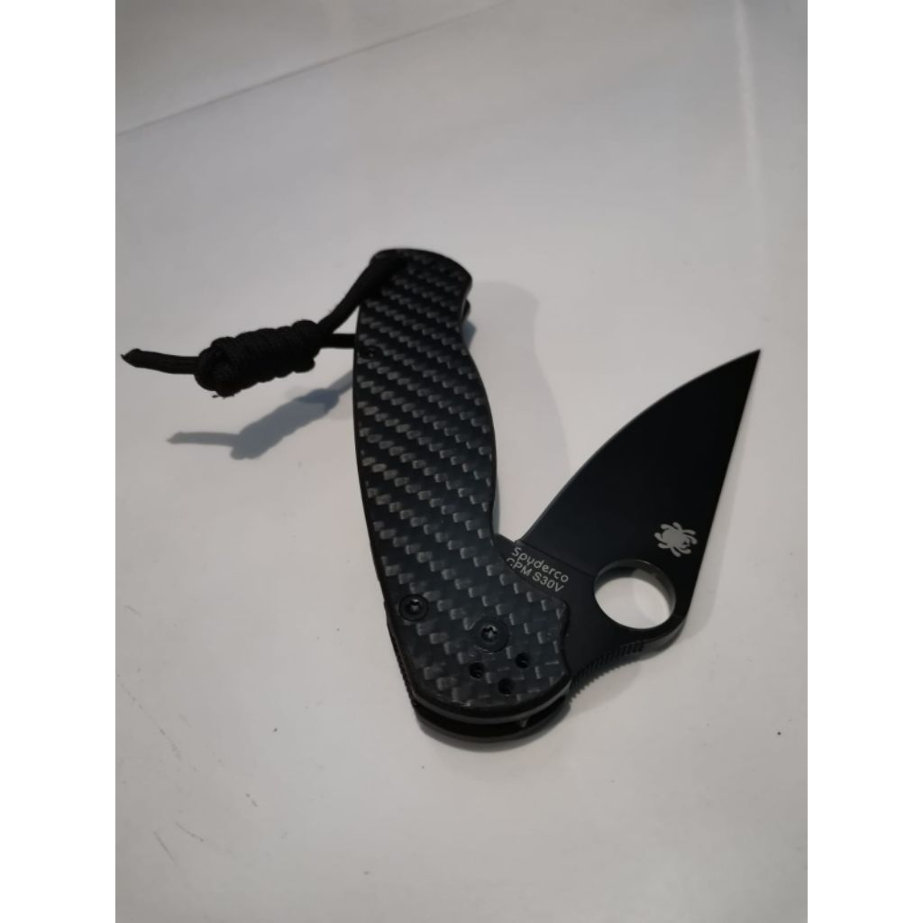 pisau spyderco