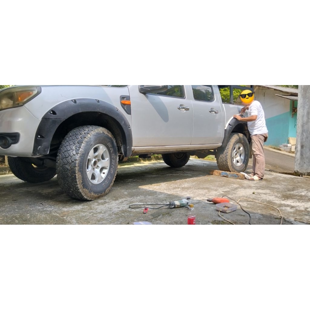 overfender Ford ranger 2008