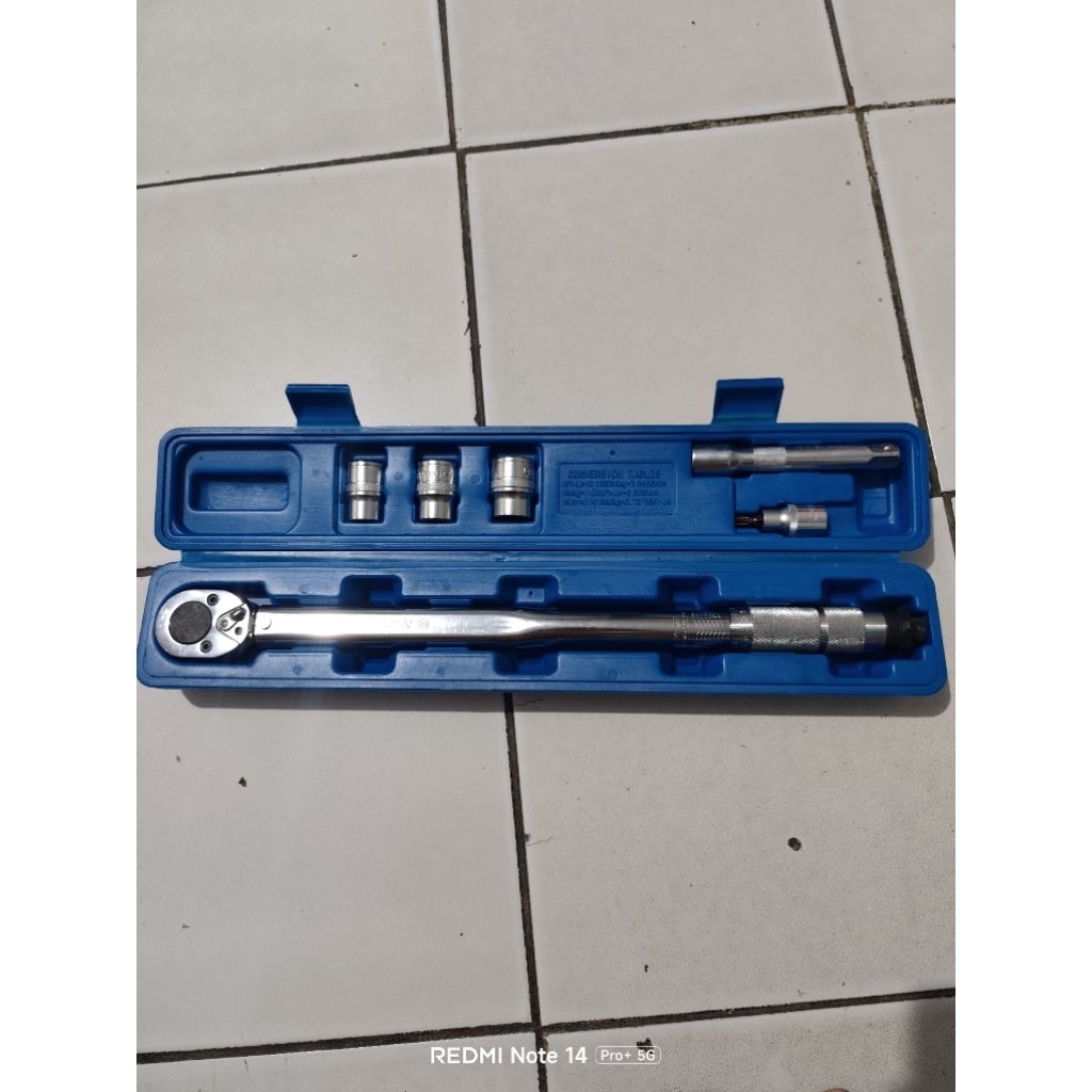 kunci torsi Lippro 28-210nm