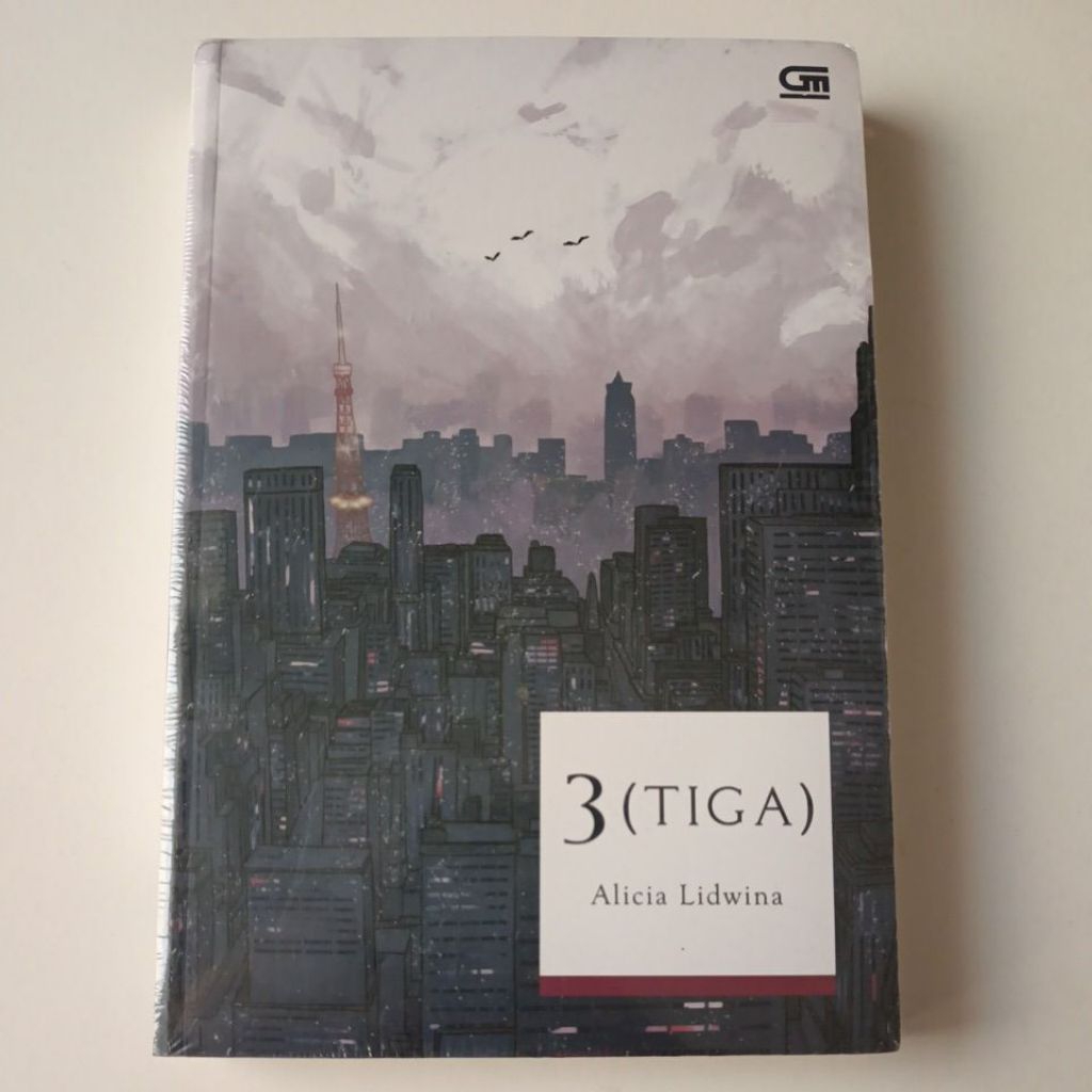 Novel 3 (Tiga) - Alicia Lidwina - Buku GPU