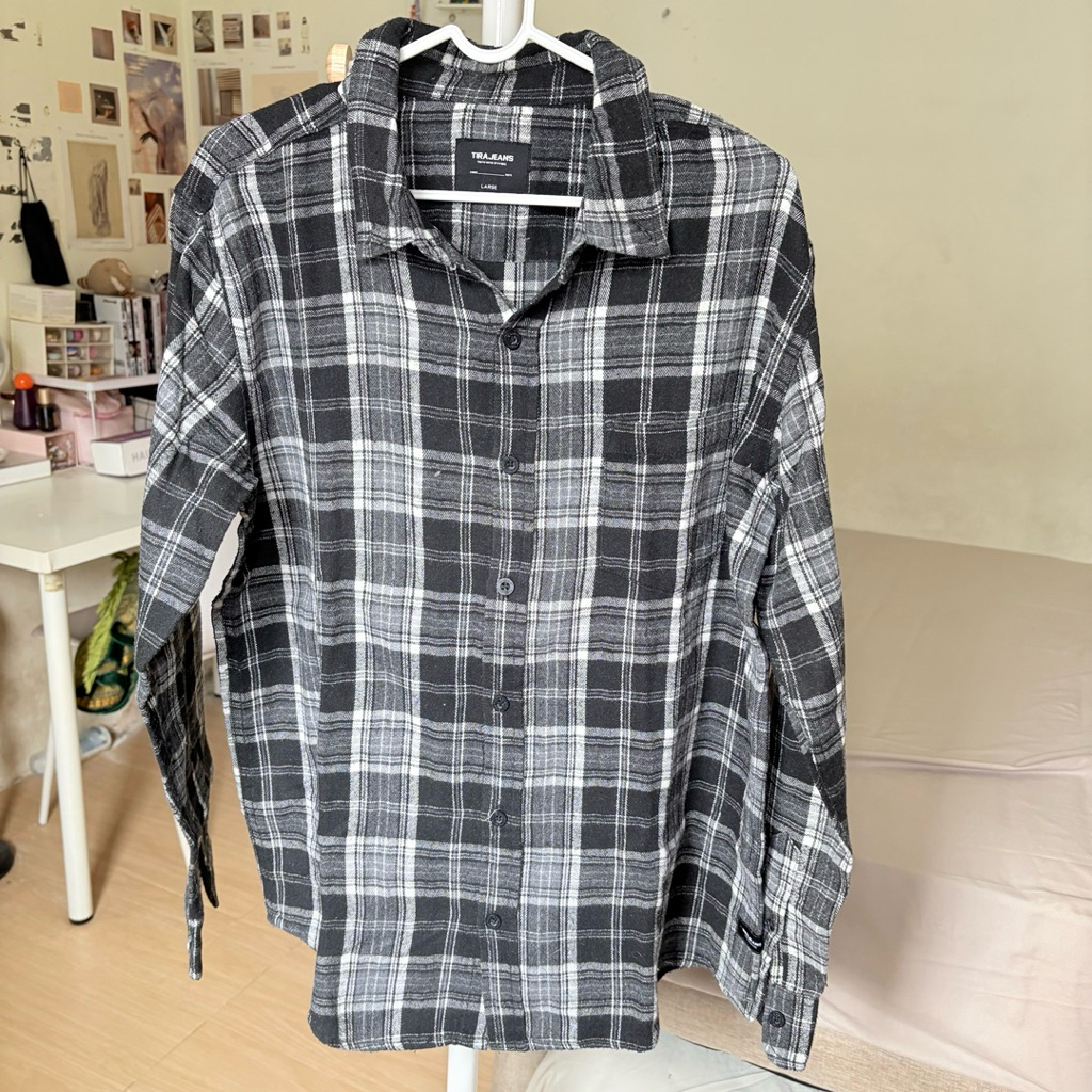 Prelove TIRAJEANS Kemeja Flanel