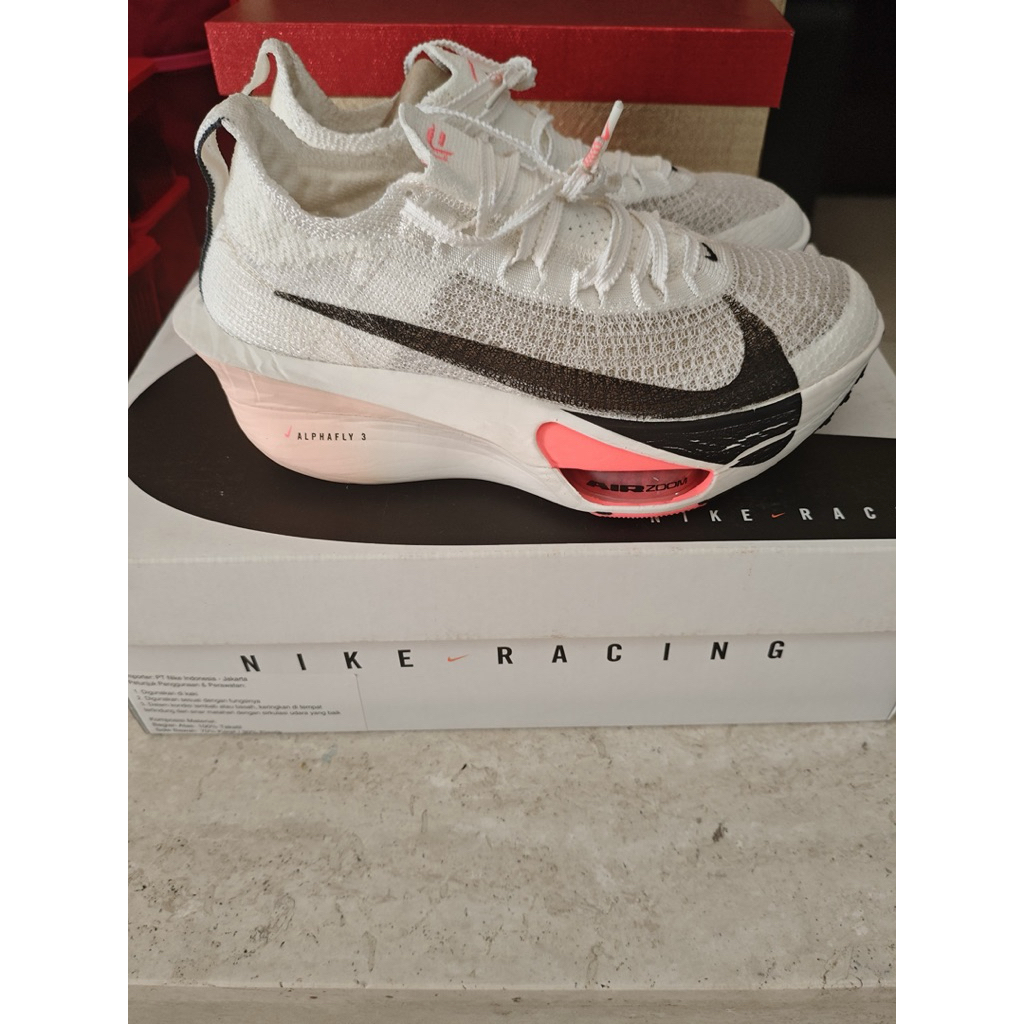 BNIB READY MEDAN -Sepatu lari wanita | Air Zoom Alphafly Next% 3 Sail Crimson Tint Women