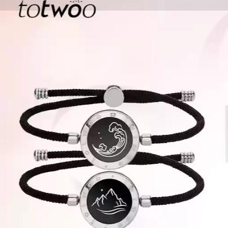 Totwoo Gelang Couple Bluetooth - Gelang Tangan Alit LDRBergetar, Hadiah Pacar Keren Berkilau Bracele