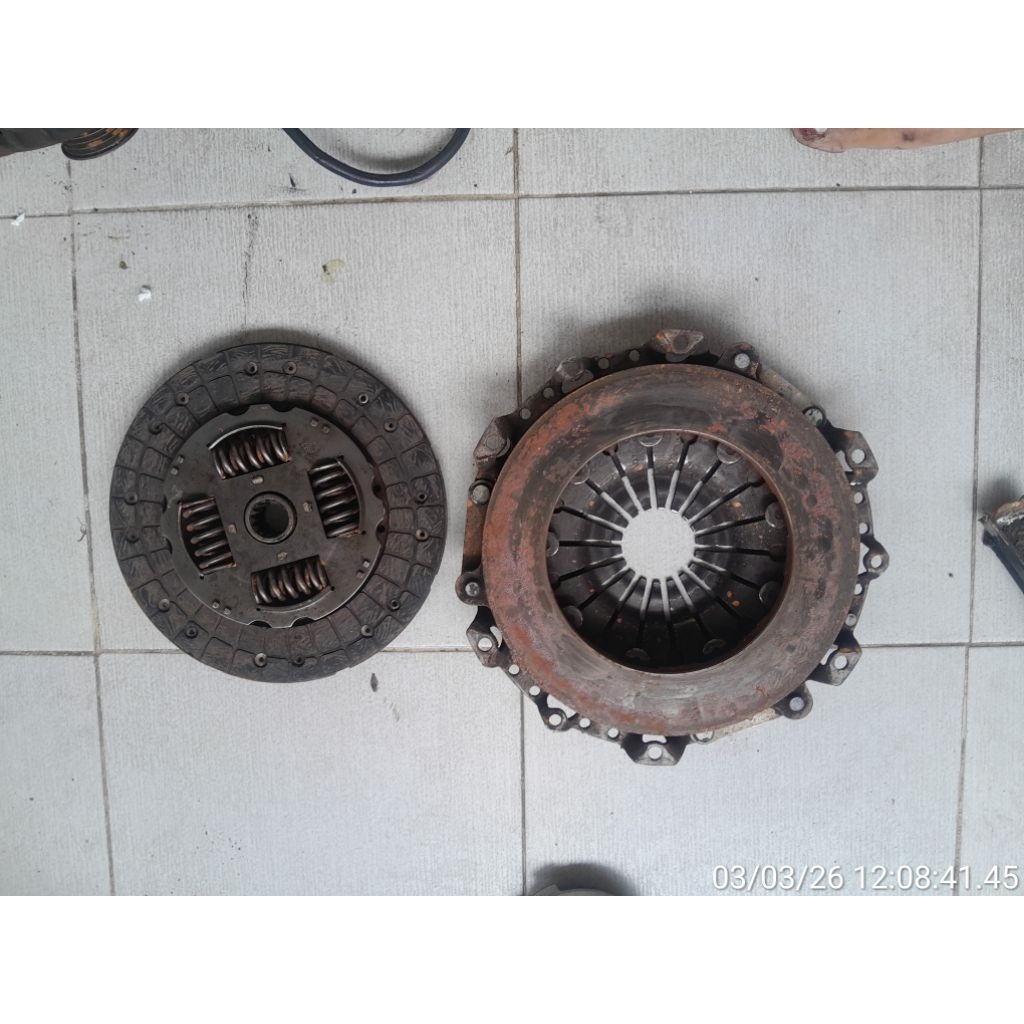 kampas kopling matahari opel blazer