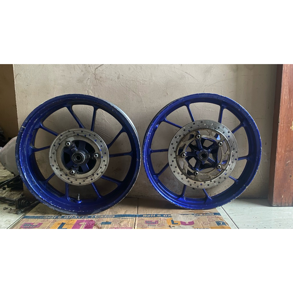velg depan R15 v3 original copotan
