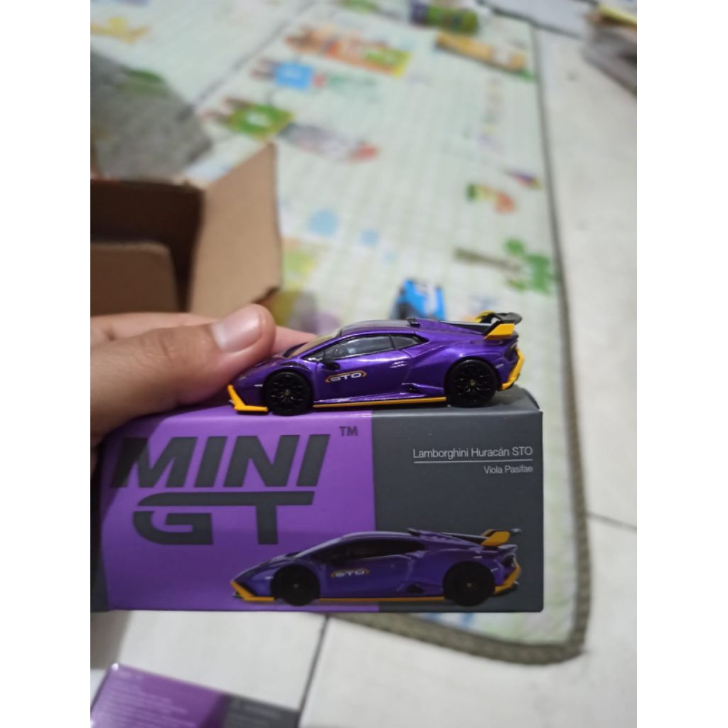 minigt lamborghini huracan sto loose