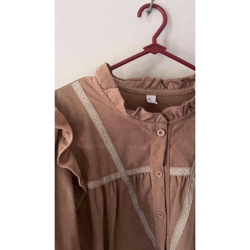 Blouse Rib Vintage Ruffle Latte