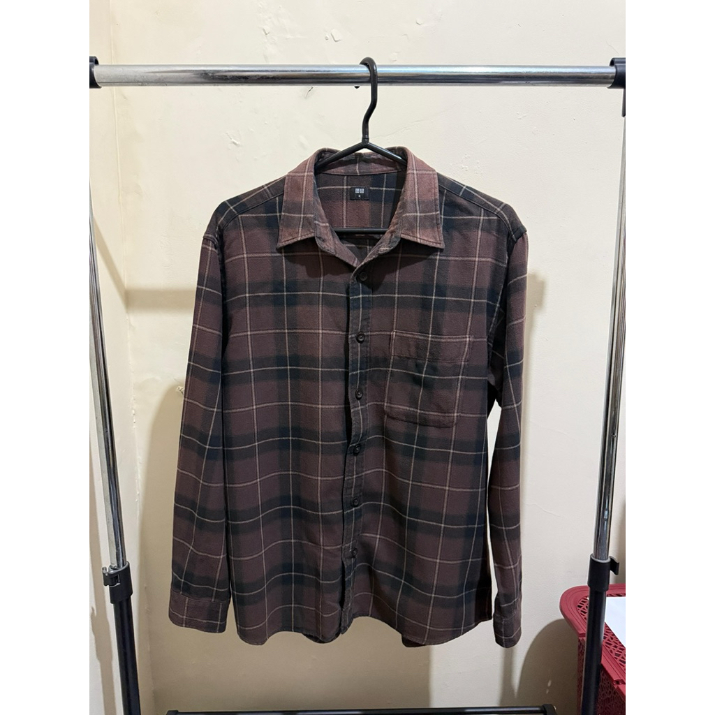 Kemeja Flanel Uniqlo Coklat (Preloved)