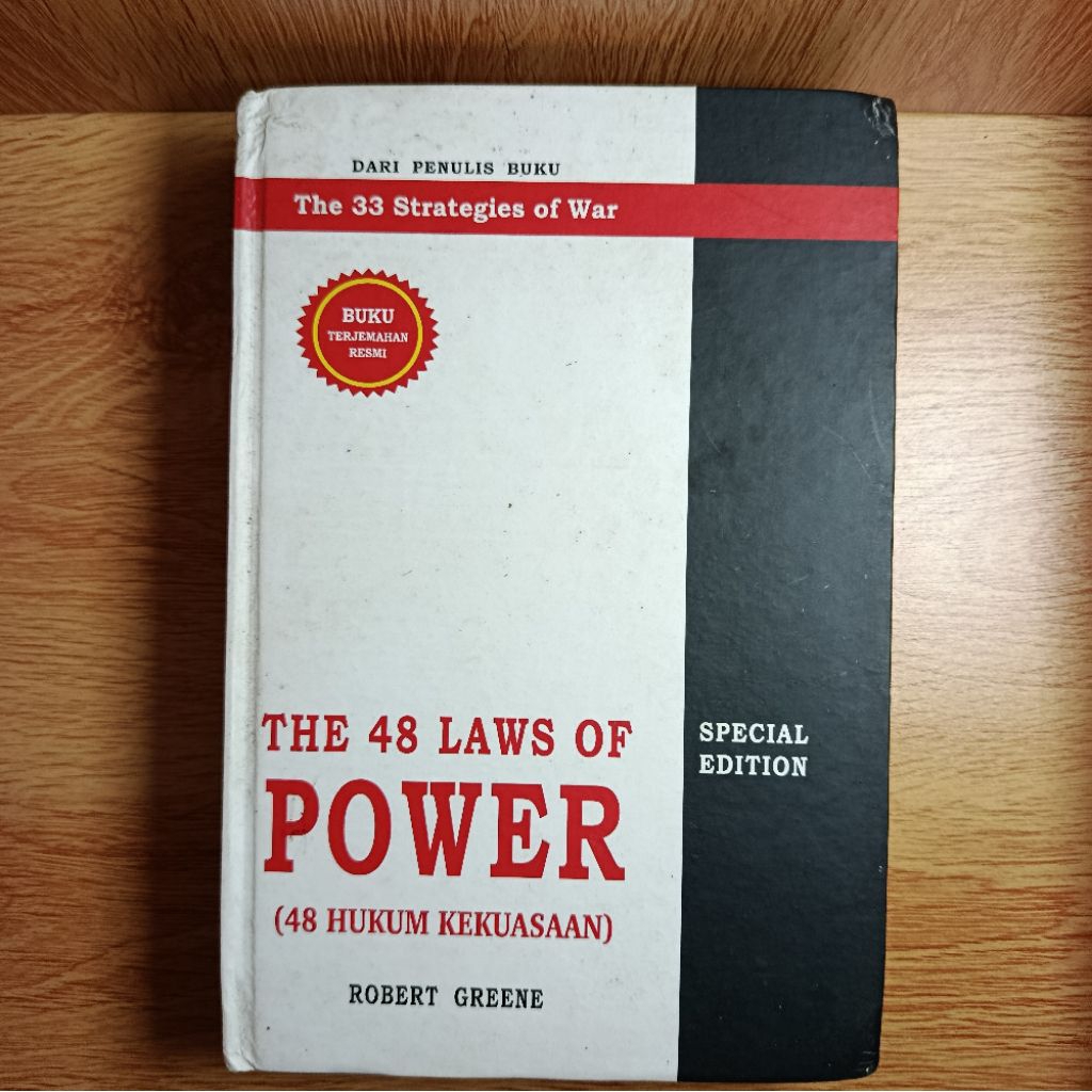 The 48 Laws of Power (48 Hukum Kekuasaan) - Robert Greene