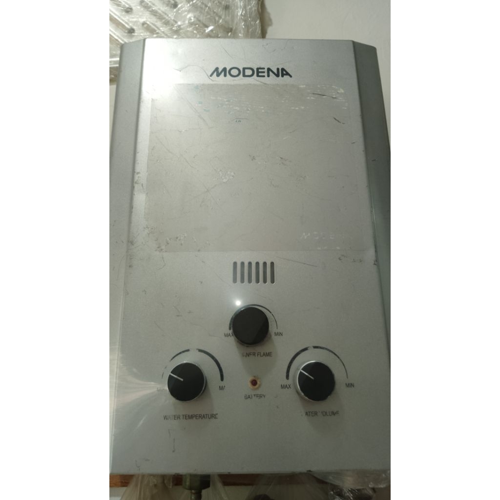WATER HEATER GAS MERK MODENA