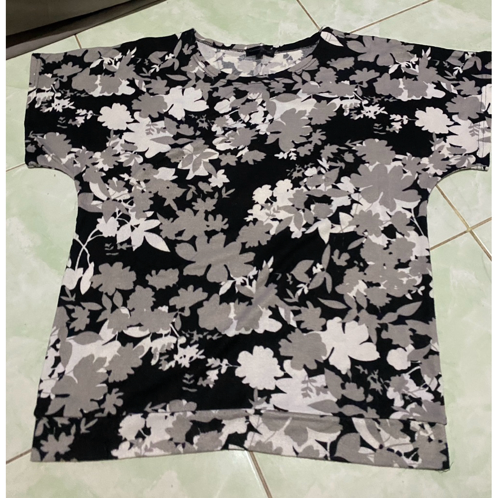 PRELOVED Caroline Morgan